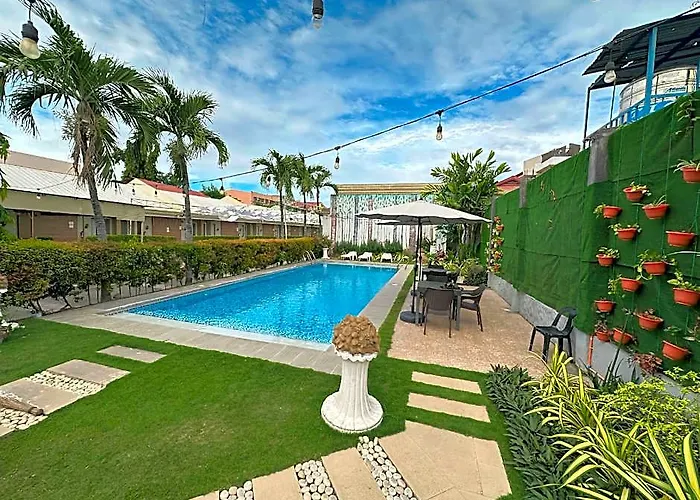 S And M - Mandaue Hotel 3*