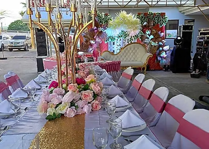 S And M - Mandaue Hotel